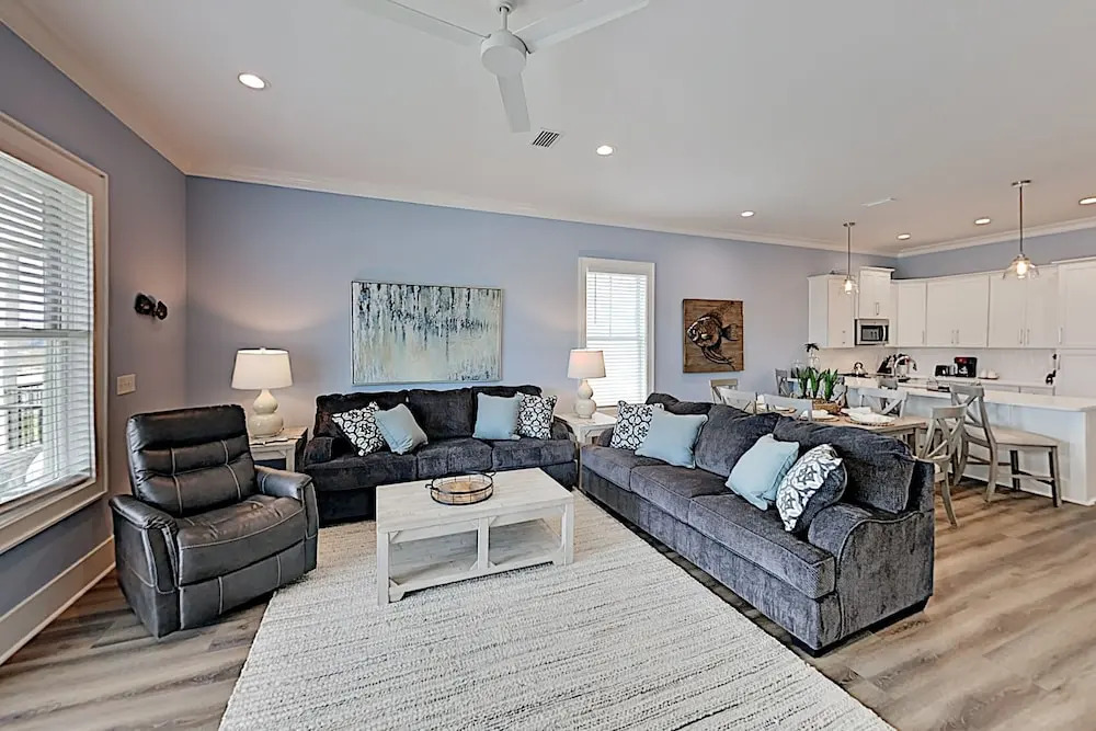 Luxury On Lagoon W/ Pool Steps To Beach! 4 Bedroom Cottage