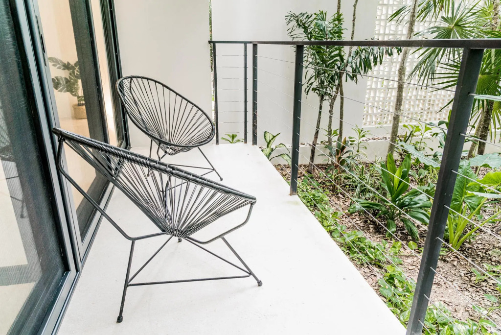 Modern & Stylish 1BR Apartment | La Veleta | Infinity Pool, Fitness Area & Rooftop Lounge