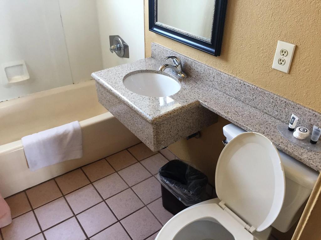 Pacific Inn and Suites