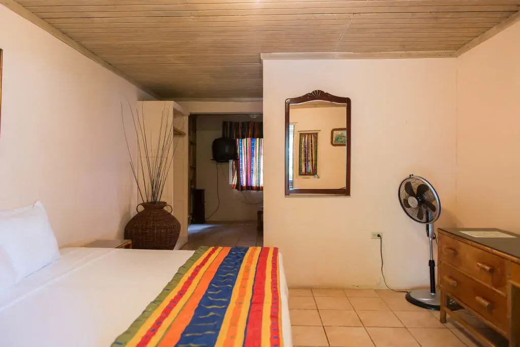 6 BR Villa - Ocho Rios