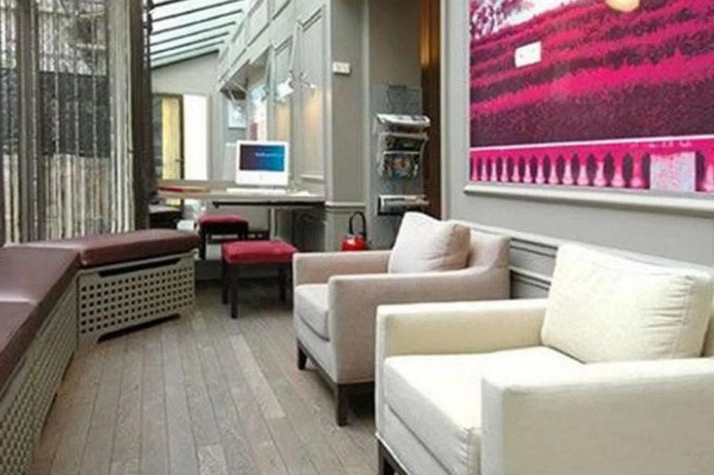 Hotel Cervantes by Happyculture
