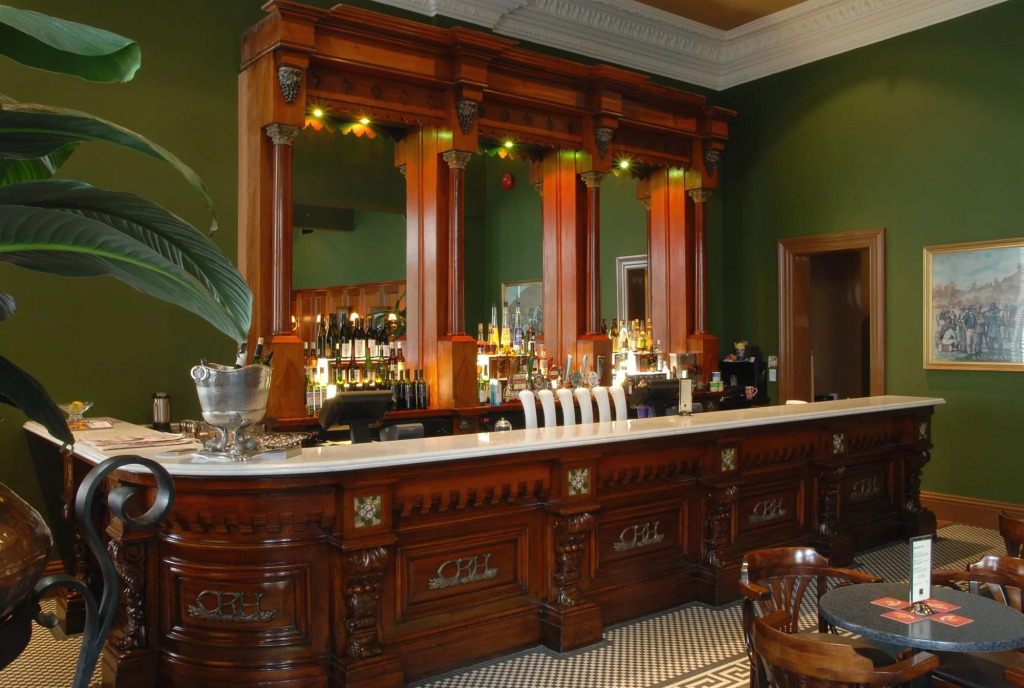 Craigs Royal Hotel