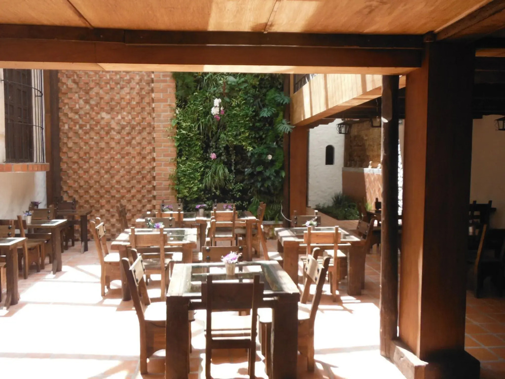 Casa Indigo Hotel