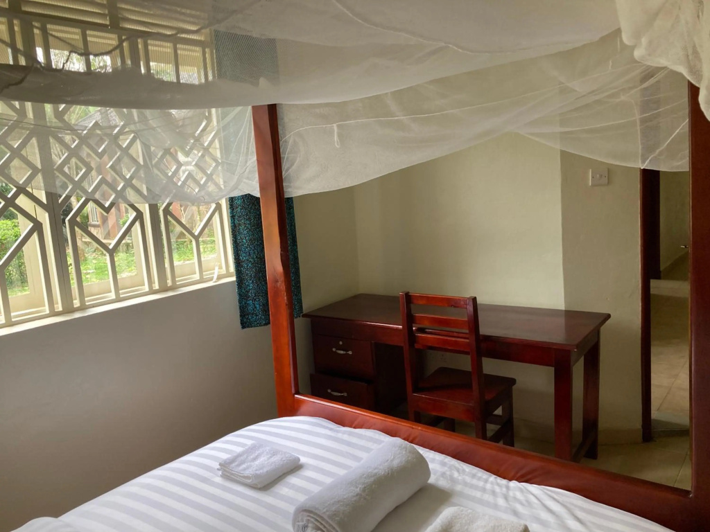 Bwindi Guest House