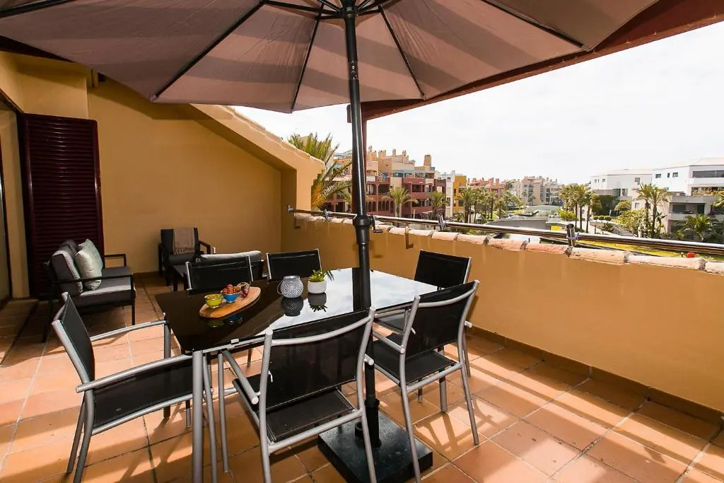 Sotogrande Marina 3 Br Duplex With Large Terrace