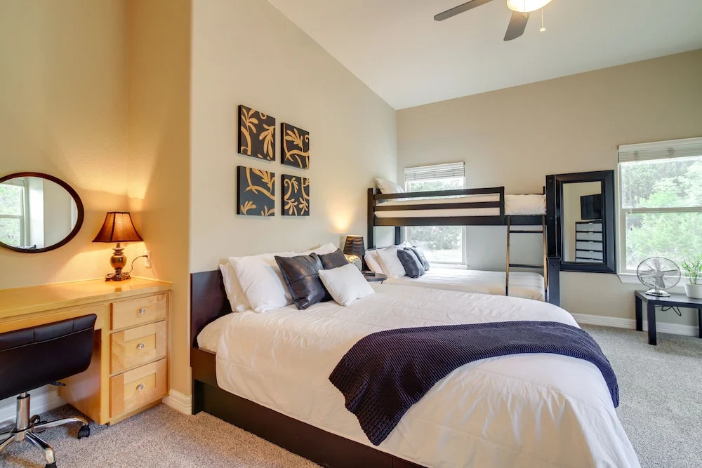 Luxe Lake Travis Vacation Rental w/ Heated Pool