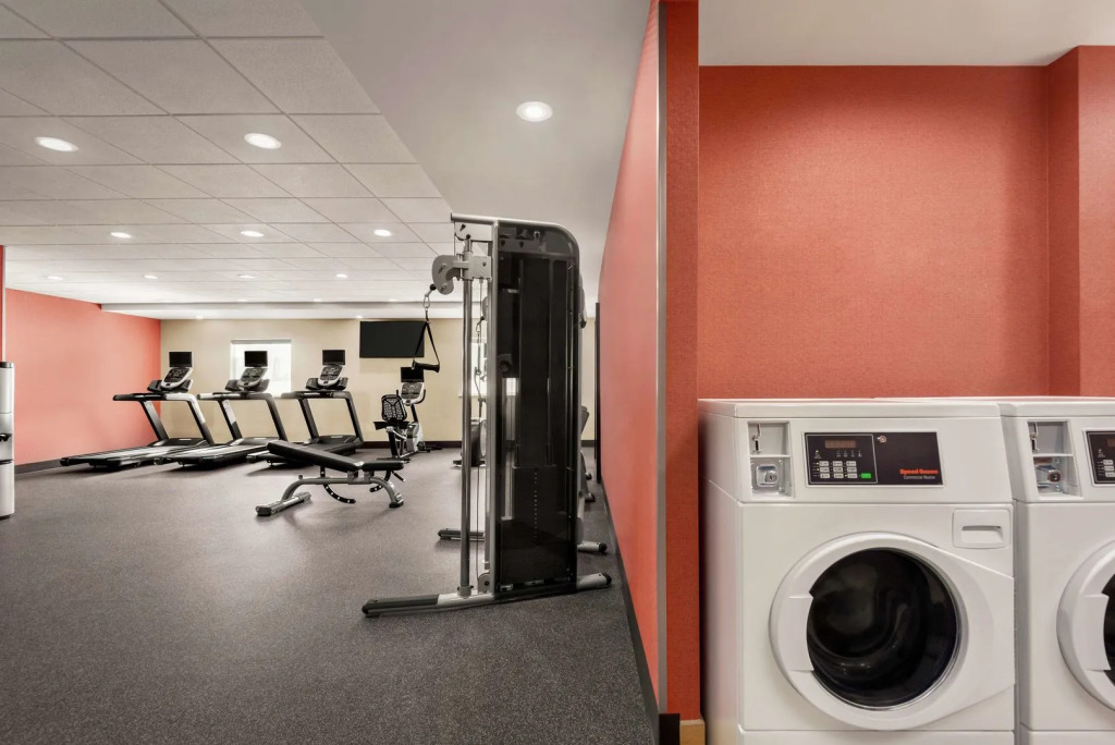 Home2 Suites by Hilton Woodbridge Potomac Mills