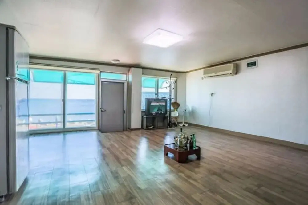 Pohang Sagyejeol Guryongpo Pension