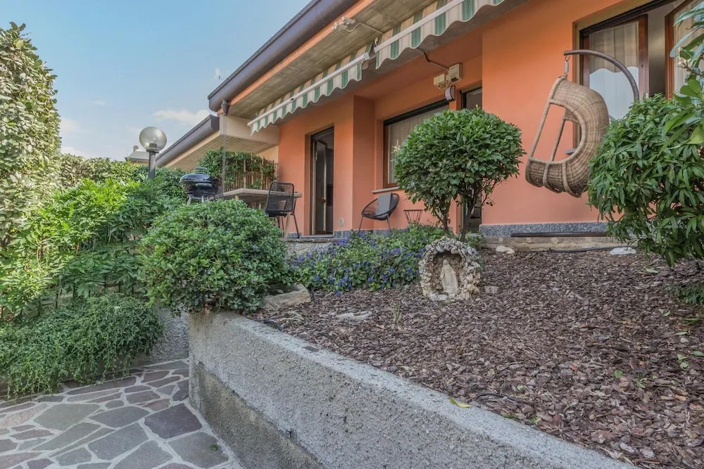 Casa Mimosa in Lierna
