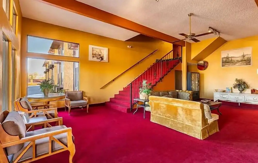 Sun Valley Suites