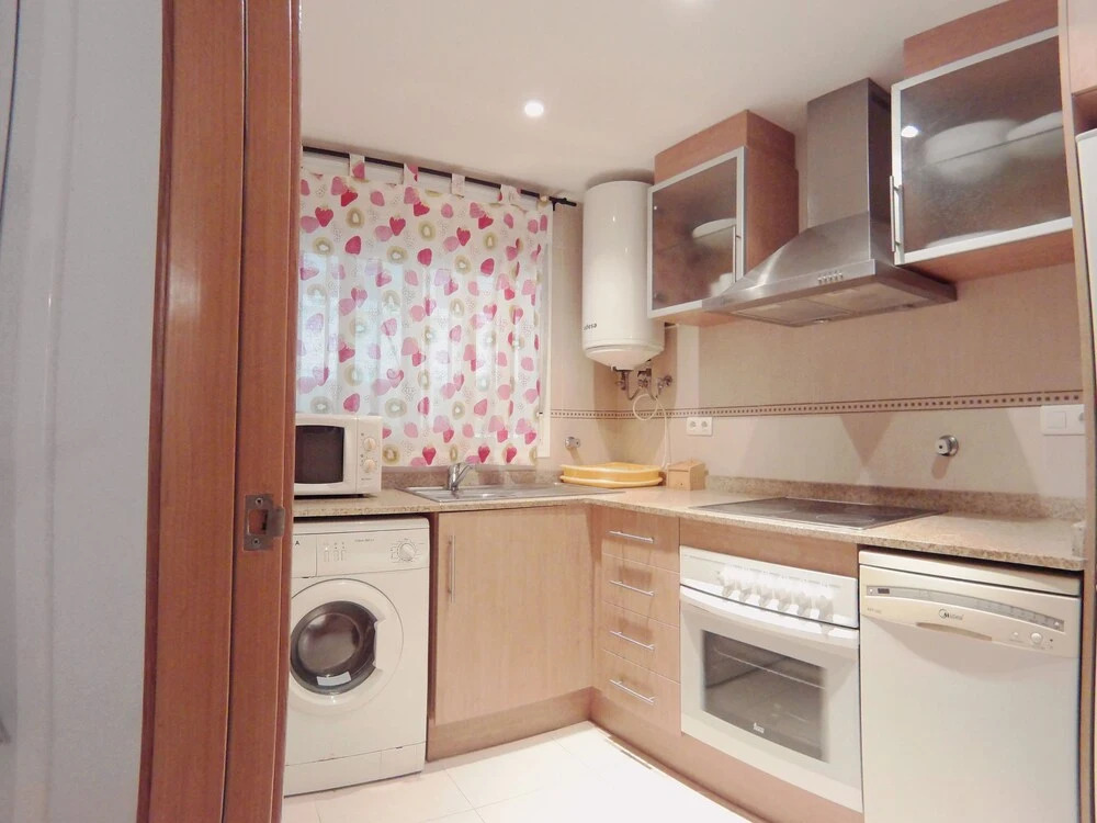 Piso De Dos Habitaciones Para Vacaciones a 2min de la Playa en Marina D'Or (CALA)