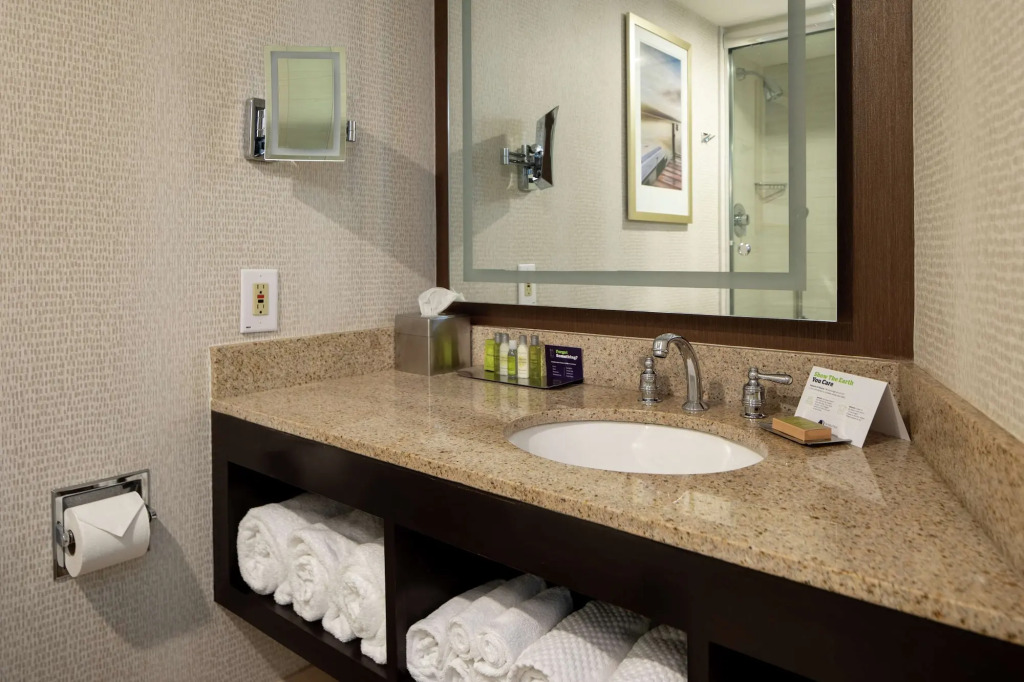 DoubleTree by Hilton Portland, ME
