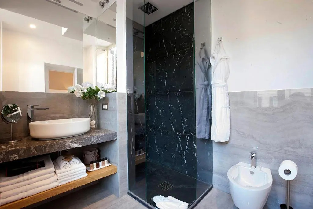 Roman Holidays Boutique Hotel
