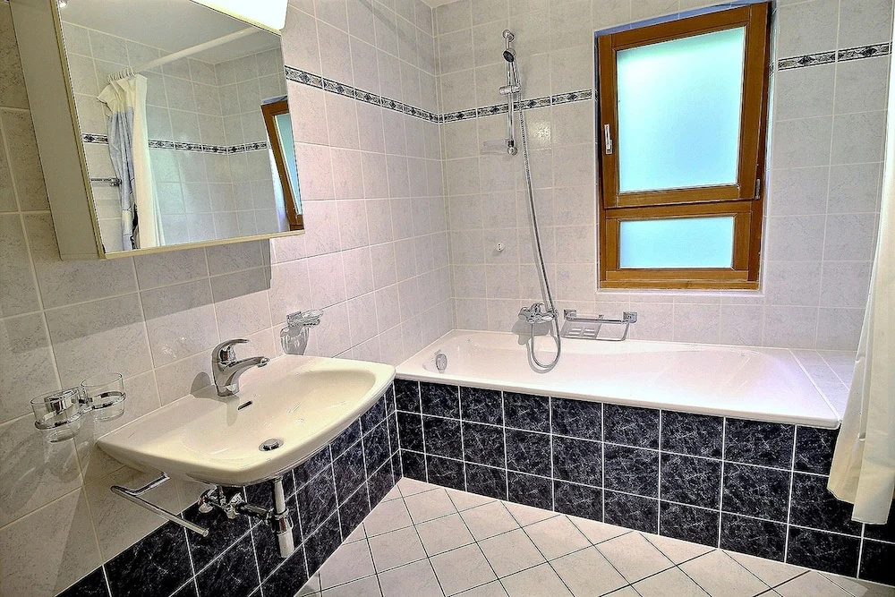 Communailles 34 - Nice Apartment of 4.5 Rooms in the Heart of the Village