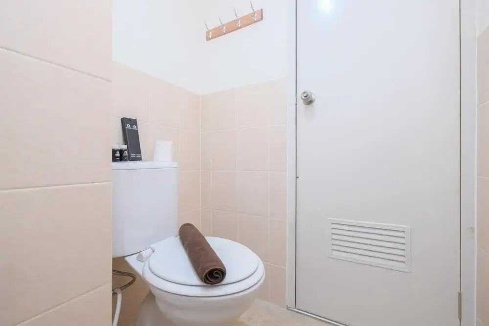 Comfort 2BR at 6th Floor Podomoro Golf View Apartment