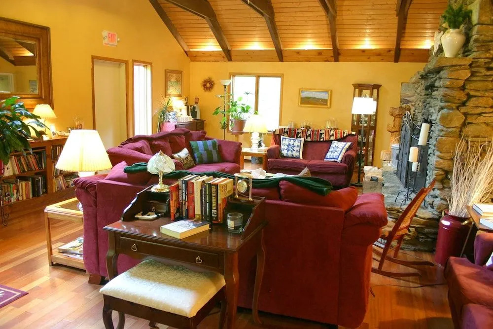 White Horse Lodge