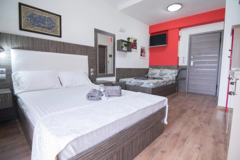 Avra Comfort Rooms - Family