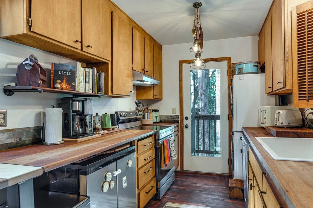 Dog-friendly Cabin 3 Mi to Big Trees State Park