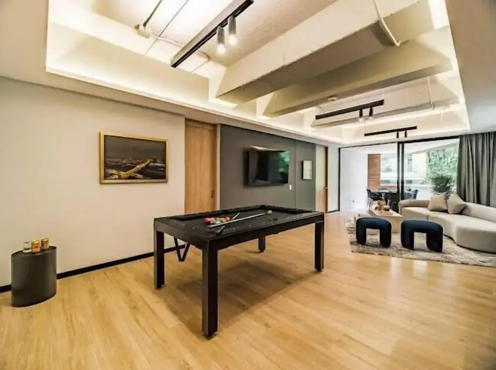 Forever W&L Apartments