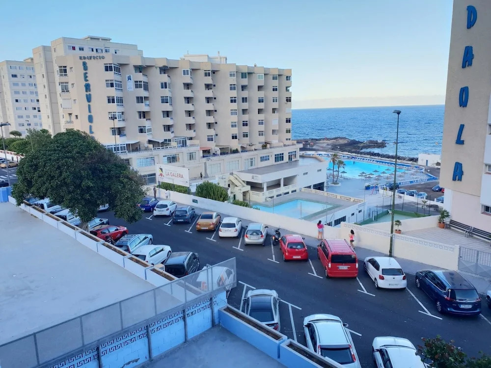 Studio in Candelaria, With Wonderful sea View and Pool Access - 1 km From the Beach