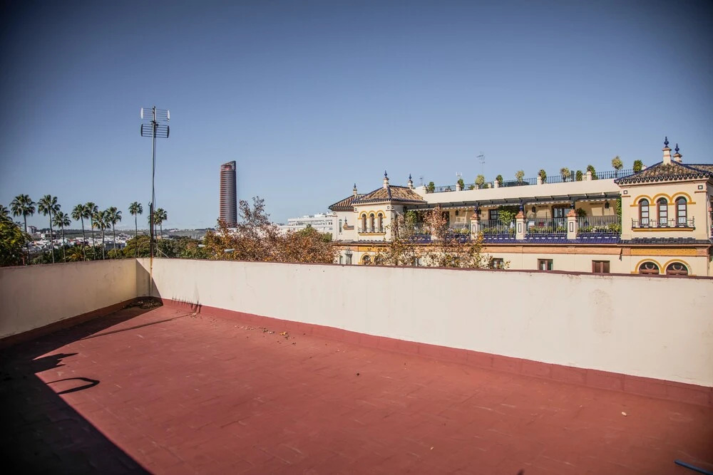 Riverside Central Colon Penthouse