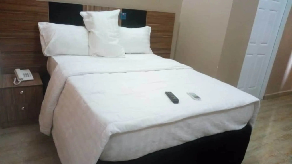 Pameec Luxury Suites