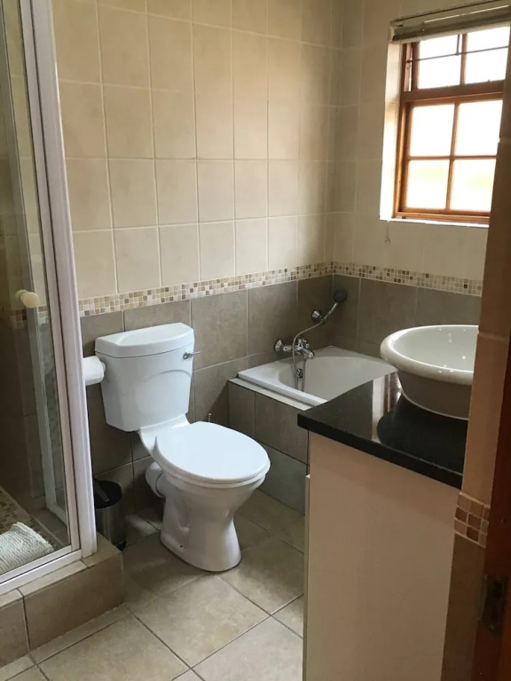 2BR Relocation Housing Fully Furnished Secured in Pentagon Park