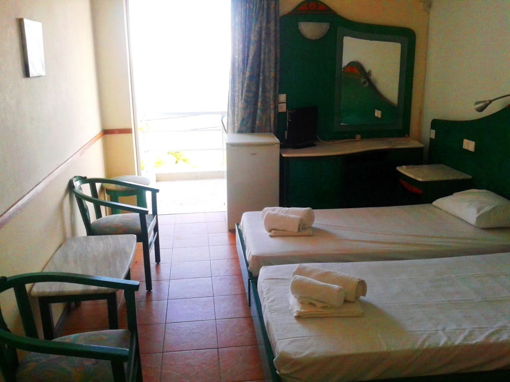 SUN HOTEL KINETA Beach Front