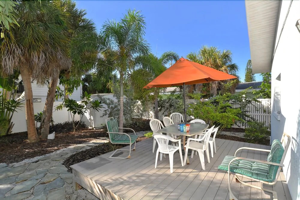 Mermaids Watch 4 Bedrooms 3 Bathrooms Home