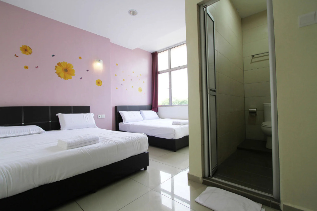 Max Inn Hotel