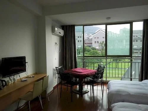 Yi Ju Hotel
