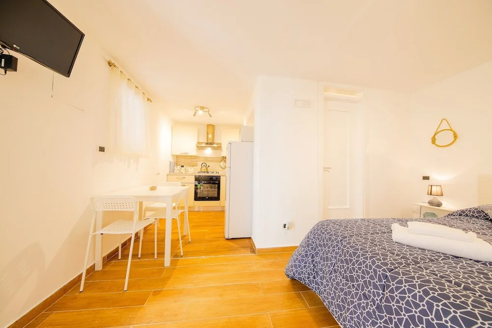 Lo Duca Apartments