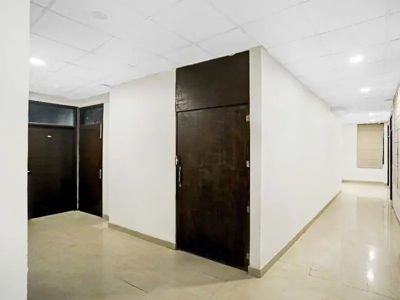 Collection O Agniv Residency Near Saket Metro