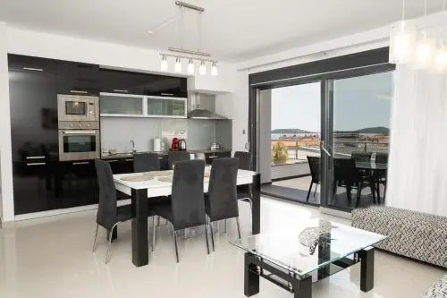 Aelia Apartments
