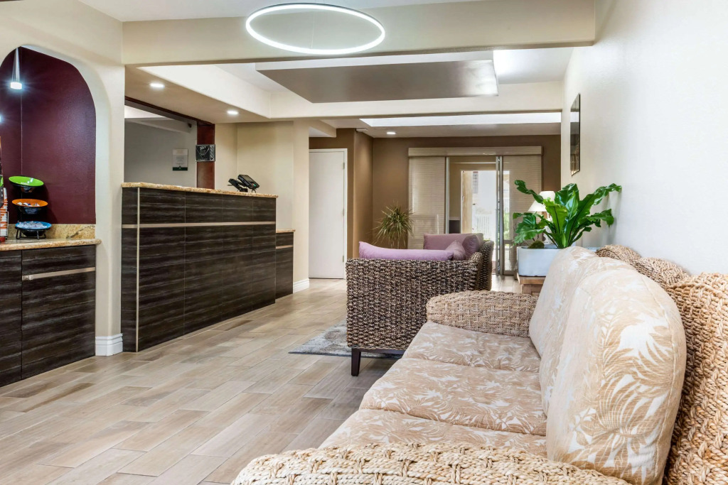 Quality Inn & Suites Capitola By the Sea