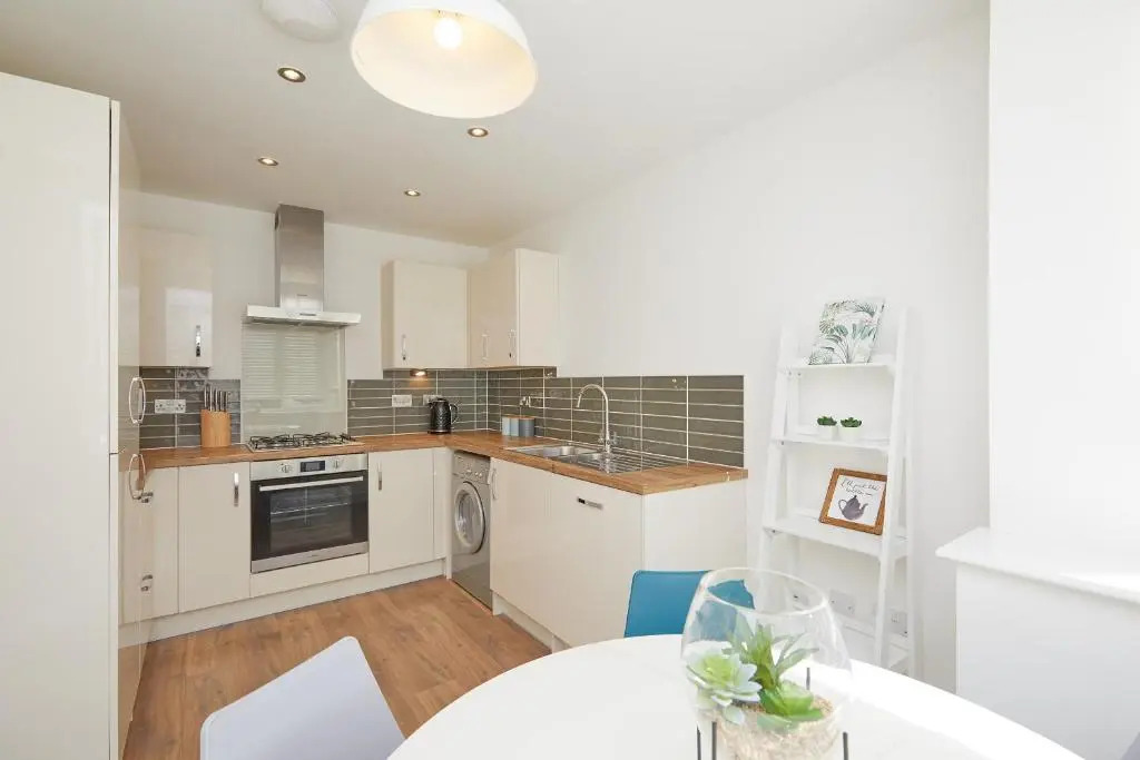Royal Derby Hospital 3 bed Town House