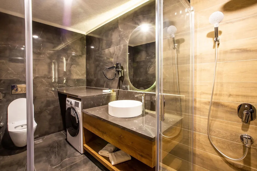 NEHİR OTEL