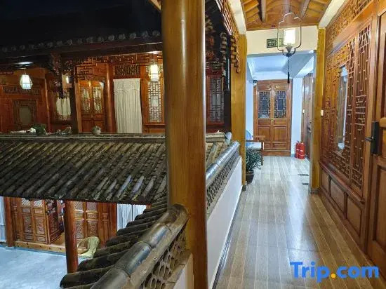 Shaxi Ancient Town Tianpan Homestay