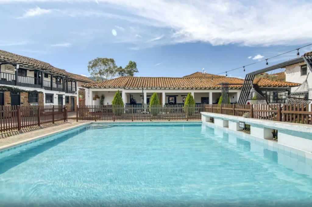Hotel Aceitunos