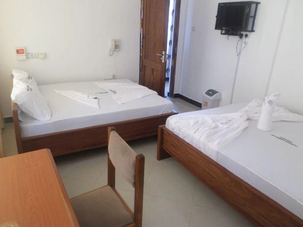 Flamingo Garden Inn & Hotel