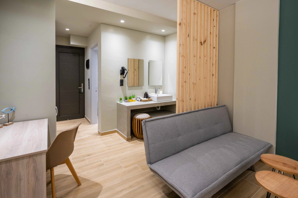 Nicolas Grand Suites, Adults Only