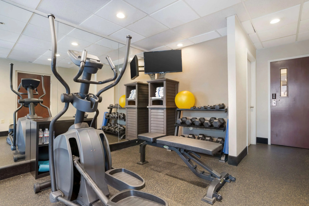 Best Western Plus Oak Mountain Inn