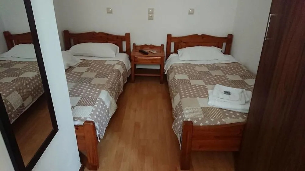 Maro Rooms