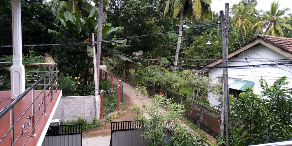 Senuri Home stay