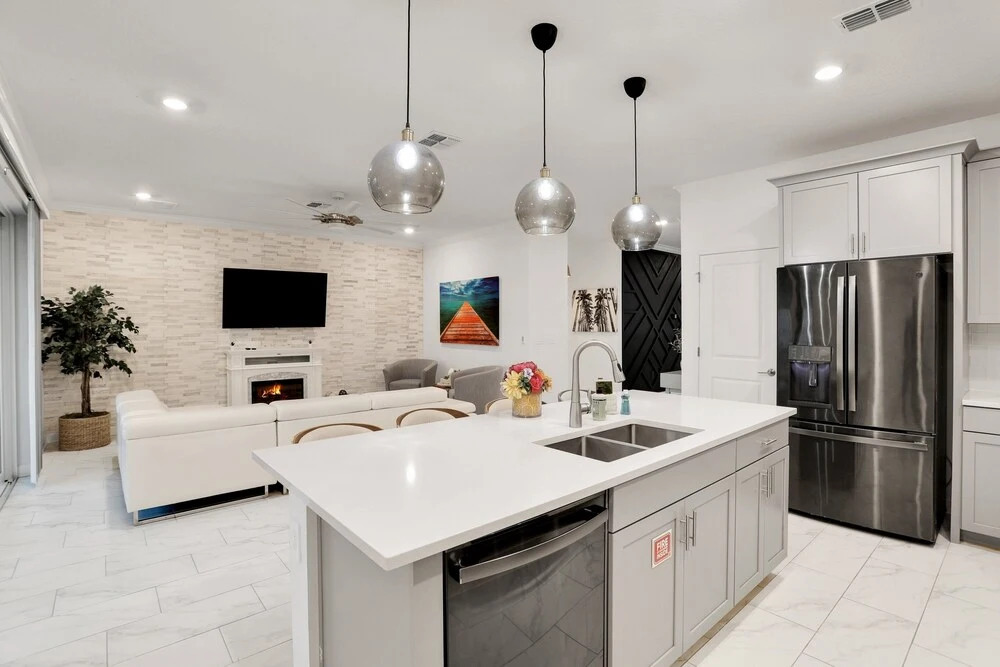 3001 Hafen Ln