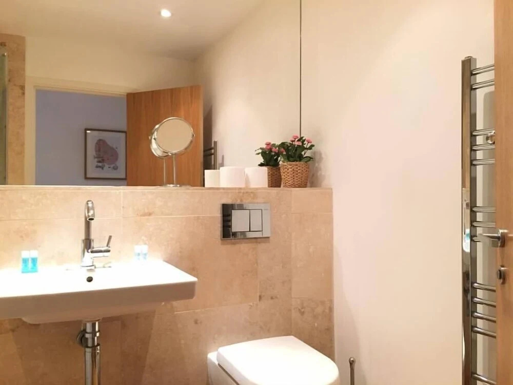 Somers Town Apt. By City Stay London