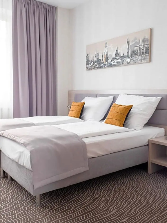 Hotel Chrobrego9