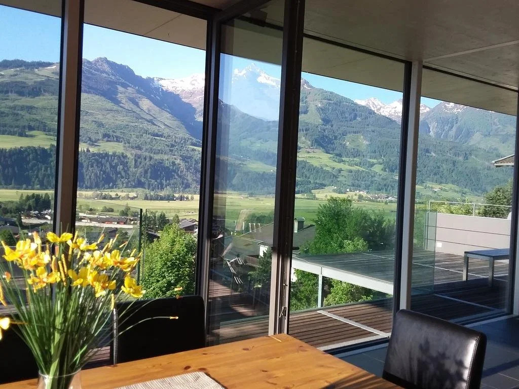 Glas House - Design Holiday Home