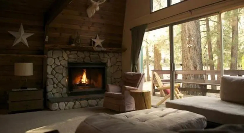RedAwning Mountain Breeze