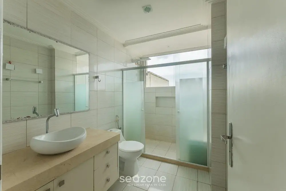 3-bedroom Apt and Ocean View Edi0302